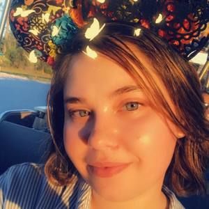 Meet your Posher, Gina